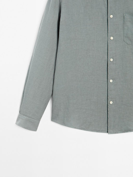 Regular fit shirt with pocket detail