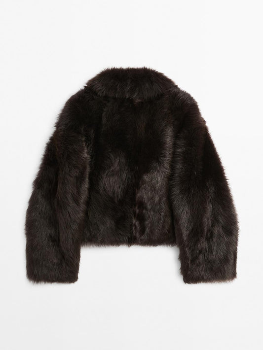 Short leather jacket with fur