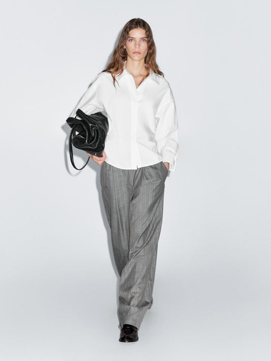 Loose-fitting 100% cotton poplin shirt