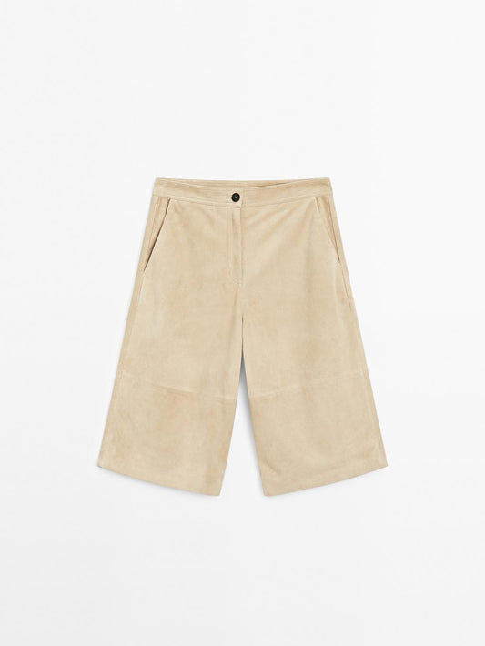 Long suede leather Bermuda shorts