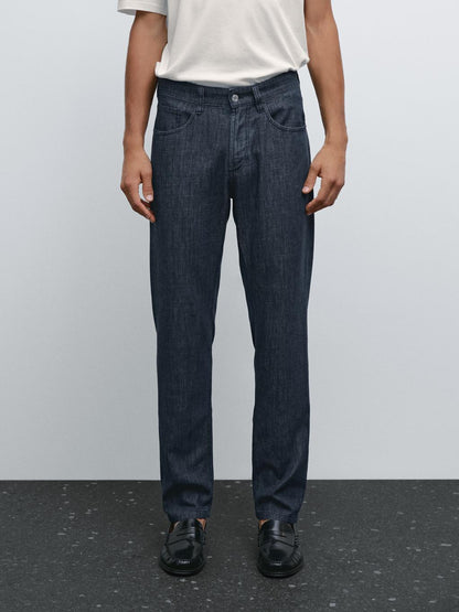 Lightweight tapered fit jeans