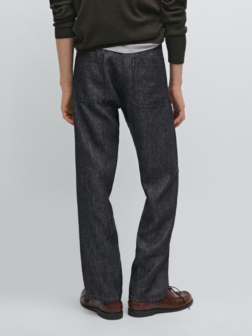 Lightweight relaxed fit jeans