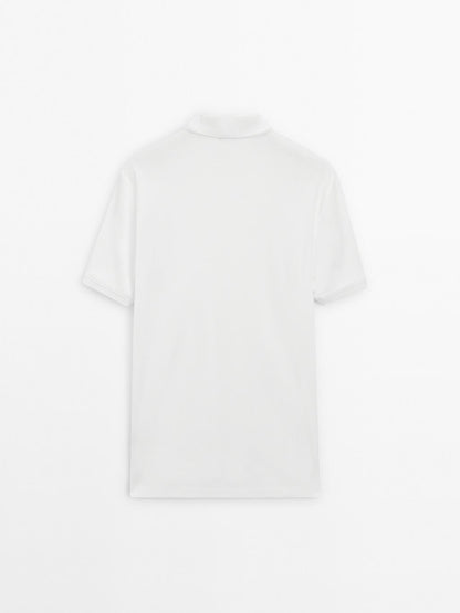 Short sleeve polo shirt with collar detail