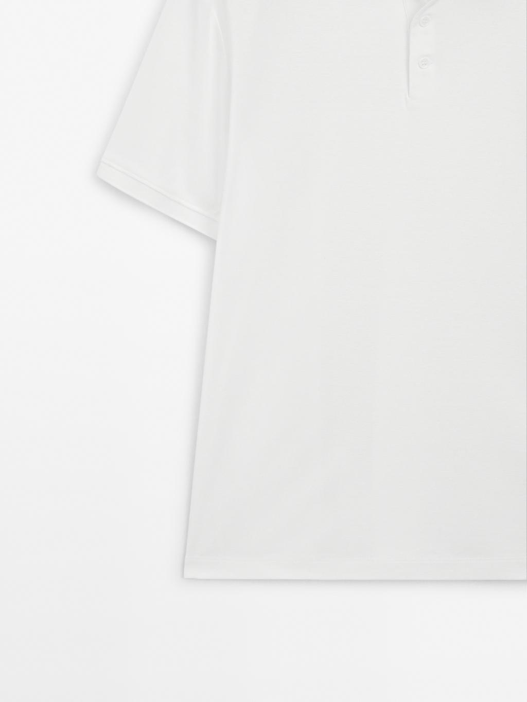 Short sleeve polo shirt with collar detail