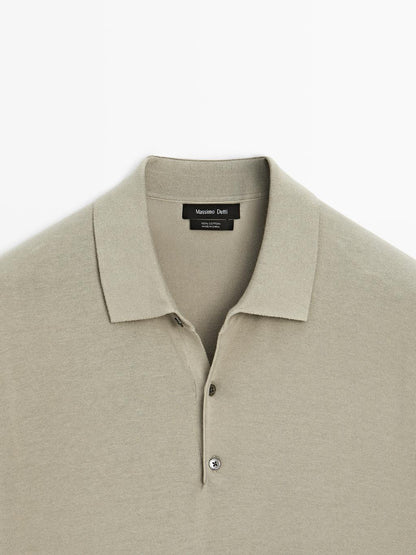 Short sleeve knit polo shirt