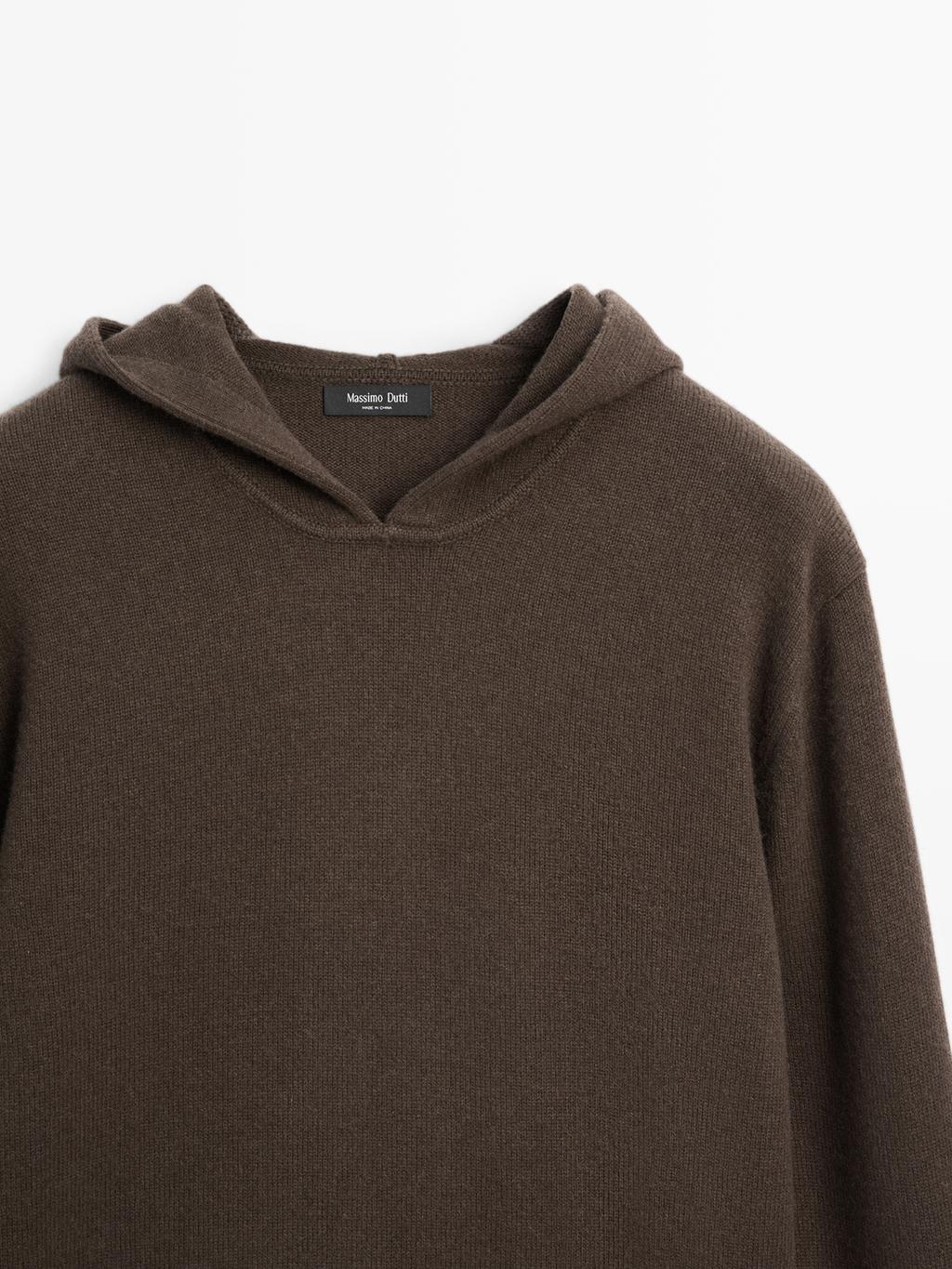 Knit sweater with hood