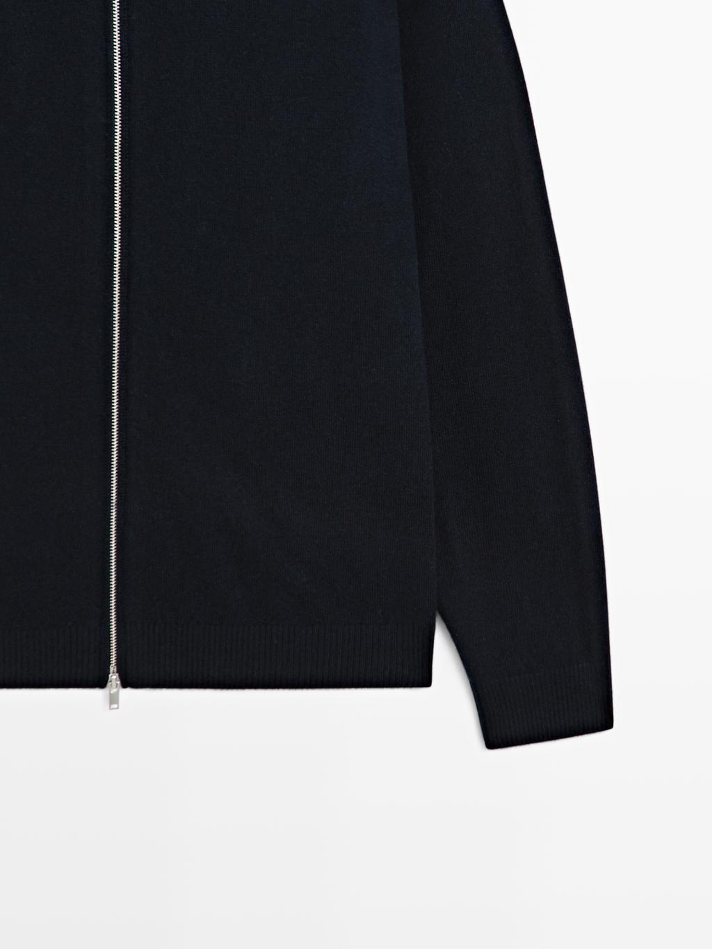 Zip-up knit cardigan with hood