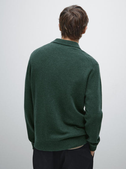 100% wool V-neck knit polo sweater