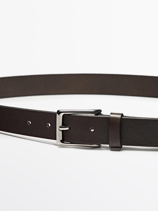 Leather belt with rectangular buckle