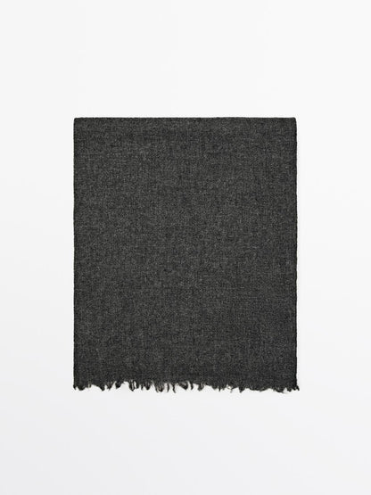 100% cashmere scarf