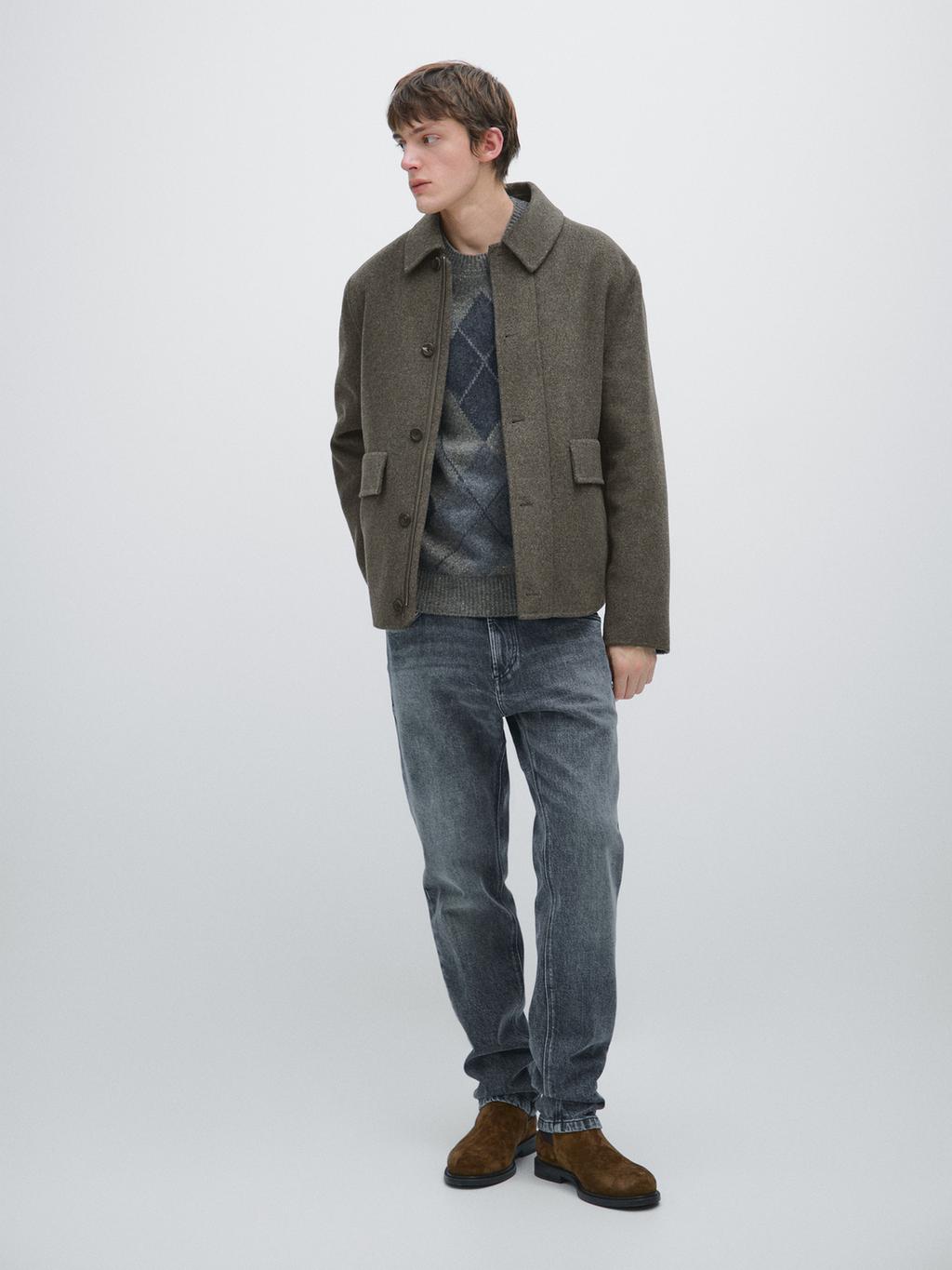 Short wool blend coat with padded lining