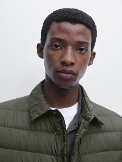 Water-repellent ultra lightweight down blend jacket