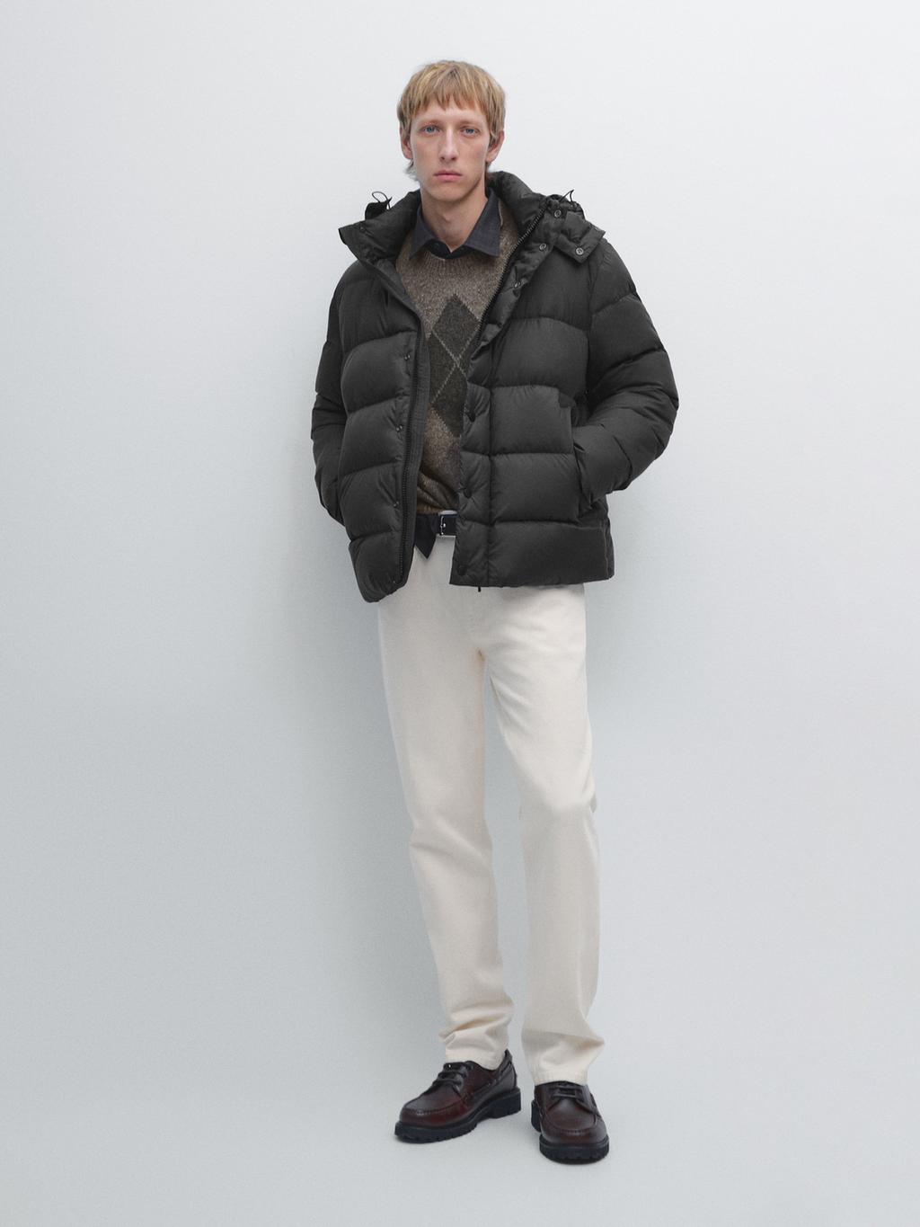 Water-repellent hooded puffer jacket