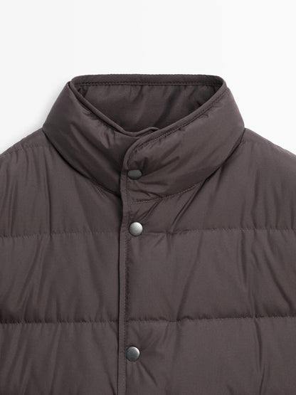 Water-repellent puffer jacket with down blend