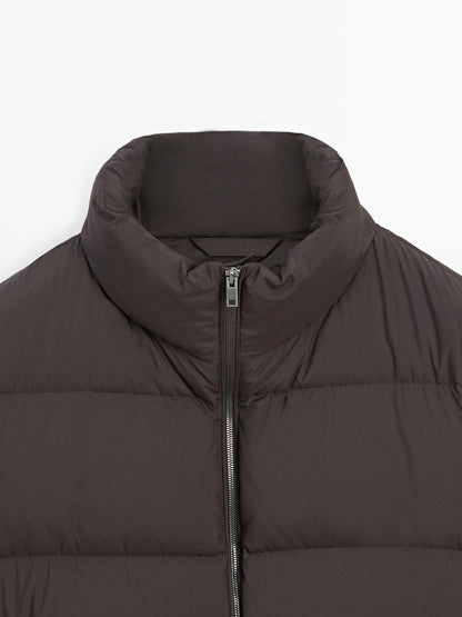 Water-repellent puffer jacket