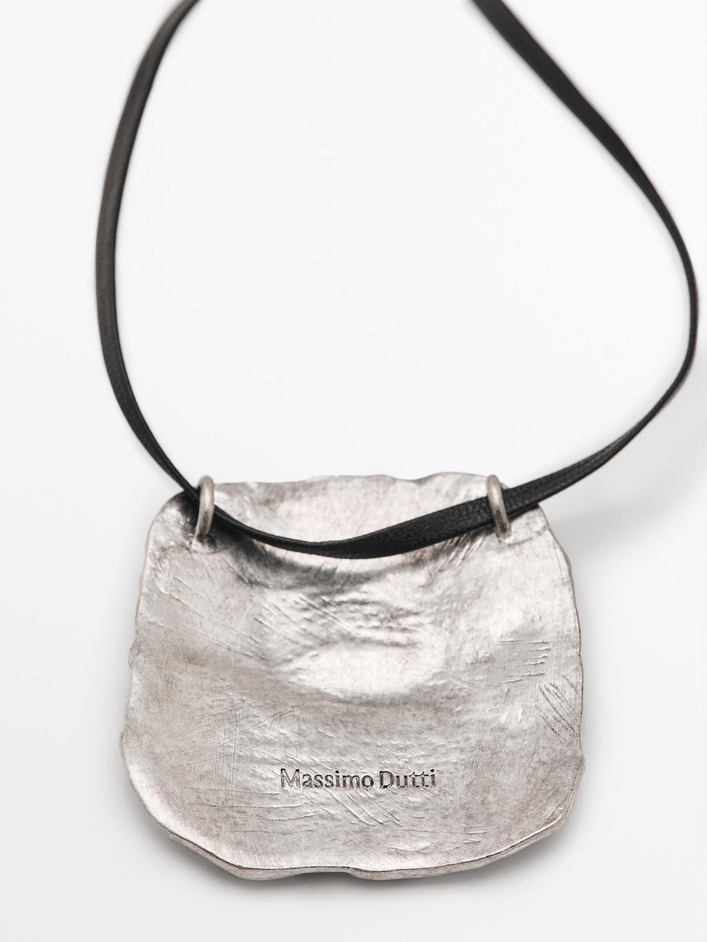 Textured medallion necklace