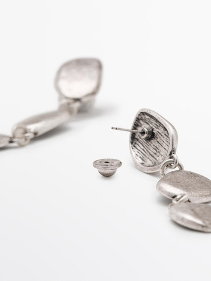 Leaf dangle earrings