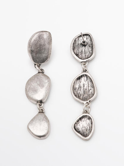 Leaf dangle earrings