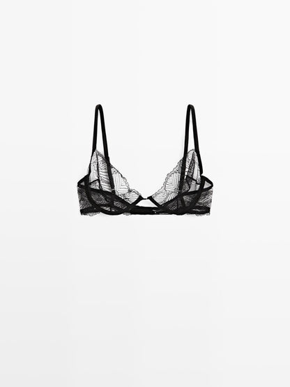 Lace bra with underwire