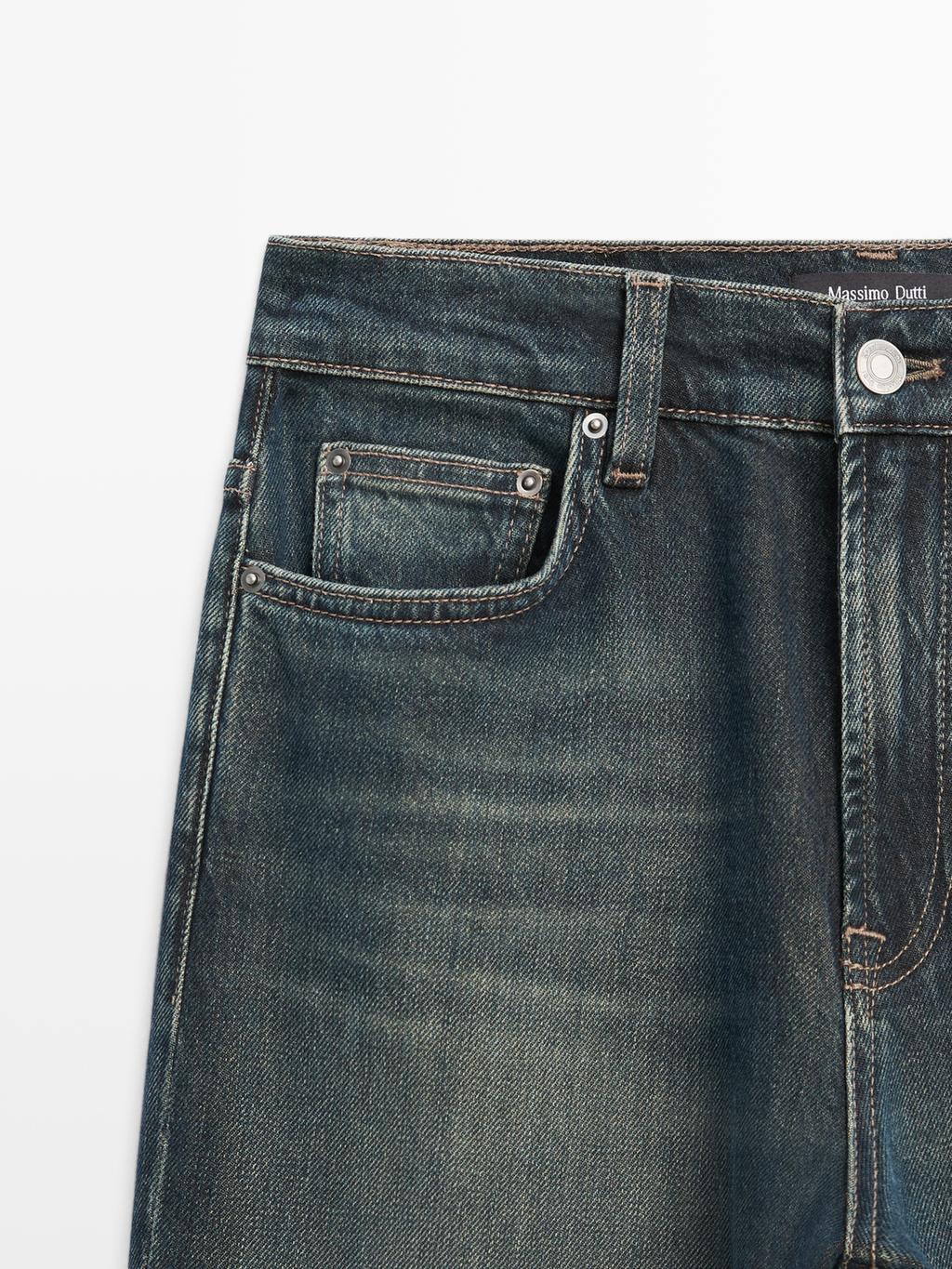 High-waist straight-leg comfort jeans