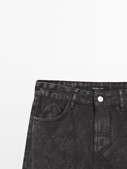 Mid-rise regular fit jeans