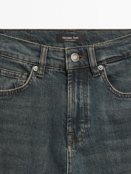 Mid-rise cropped slim fit jeans