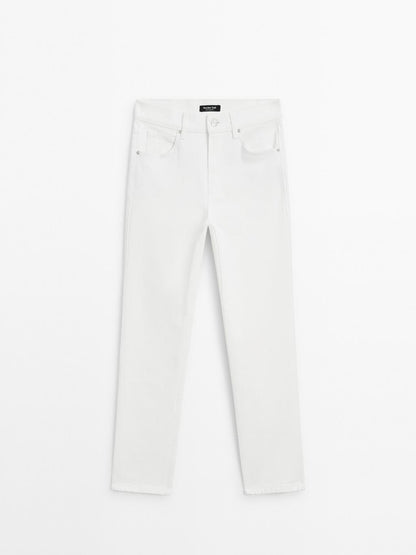 Mid-rise slim fit jeans