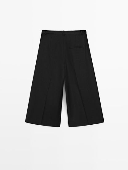 Long flannel Bermuda shorts with darts