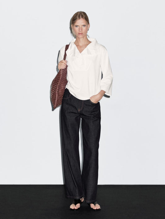 100% cotton mid-rise wide-leg jeans