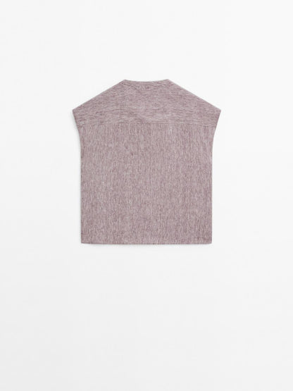 Flowing blouse with bib detail