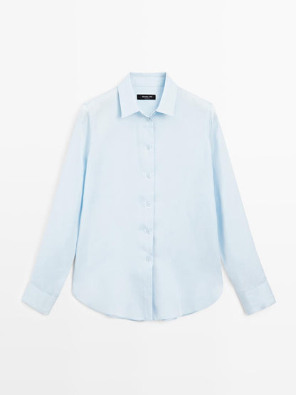 Flowing shirt with shirt collar