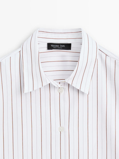 Loose-fitting striped shirt