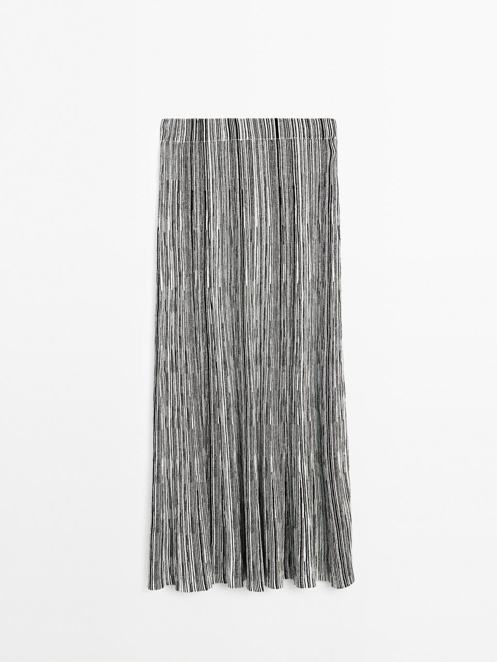 Long knit skirt with striped detail