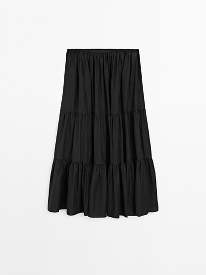 Long flared skirt with gathered detail