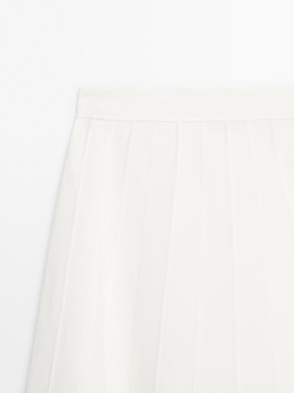 Flared midi skirt with seam details