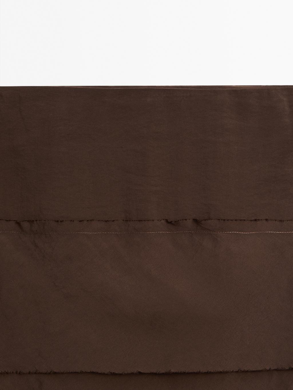 Midi skirt with ruffle detail