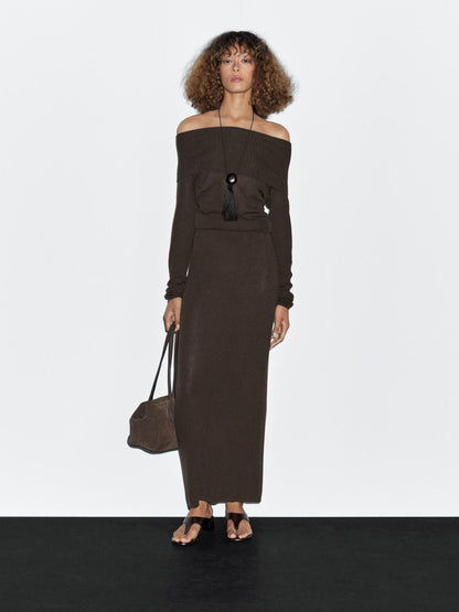 Long ribbed knit skirt