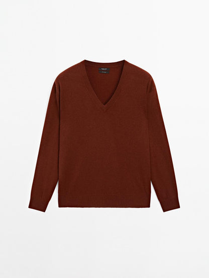 Knit 100% cashmere V-neck sweater