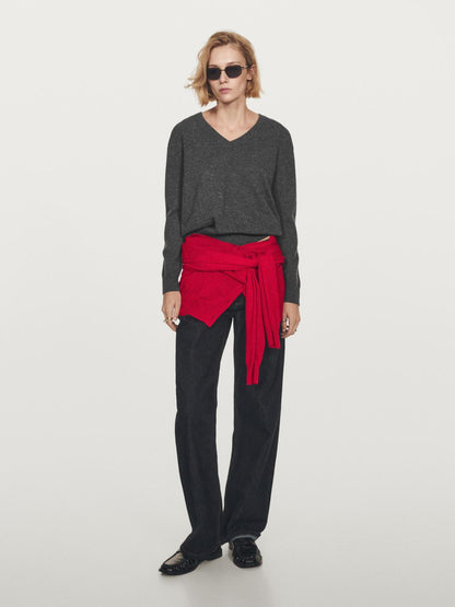 Knit 100% cashmere V-neck sweater