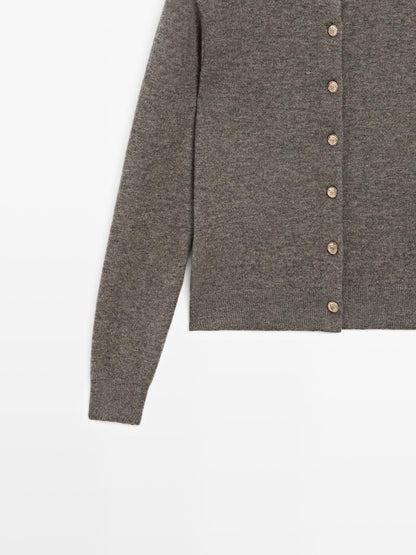 Knit 100% wool cardigan with gold buttons