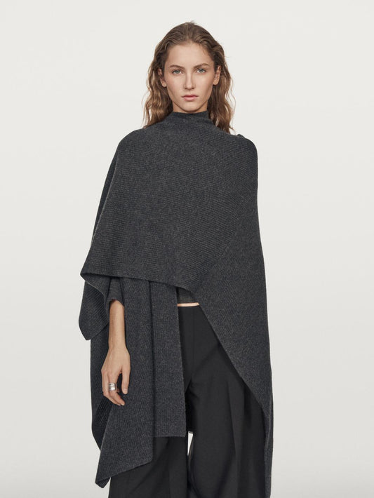 Knit 100% cashmere cape