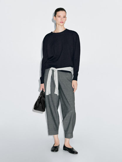 100% cashmere crew neck sweater