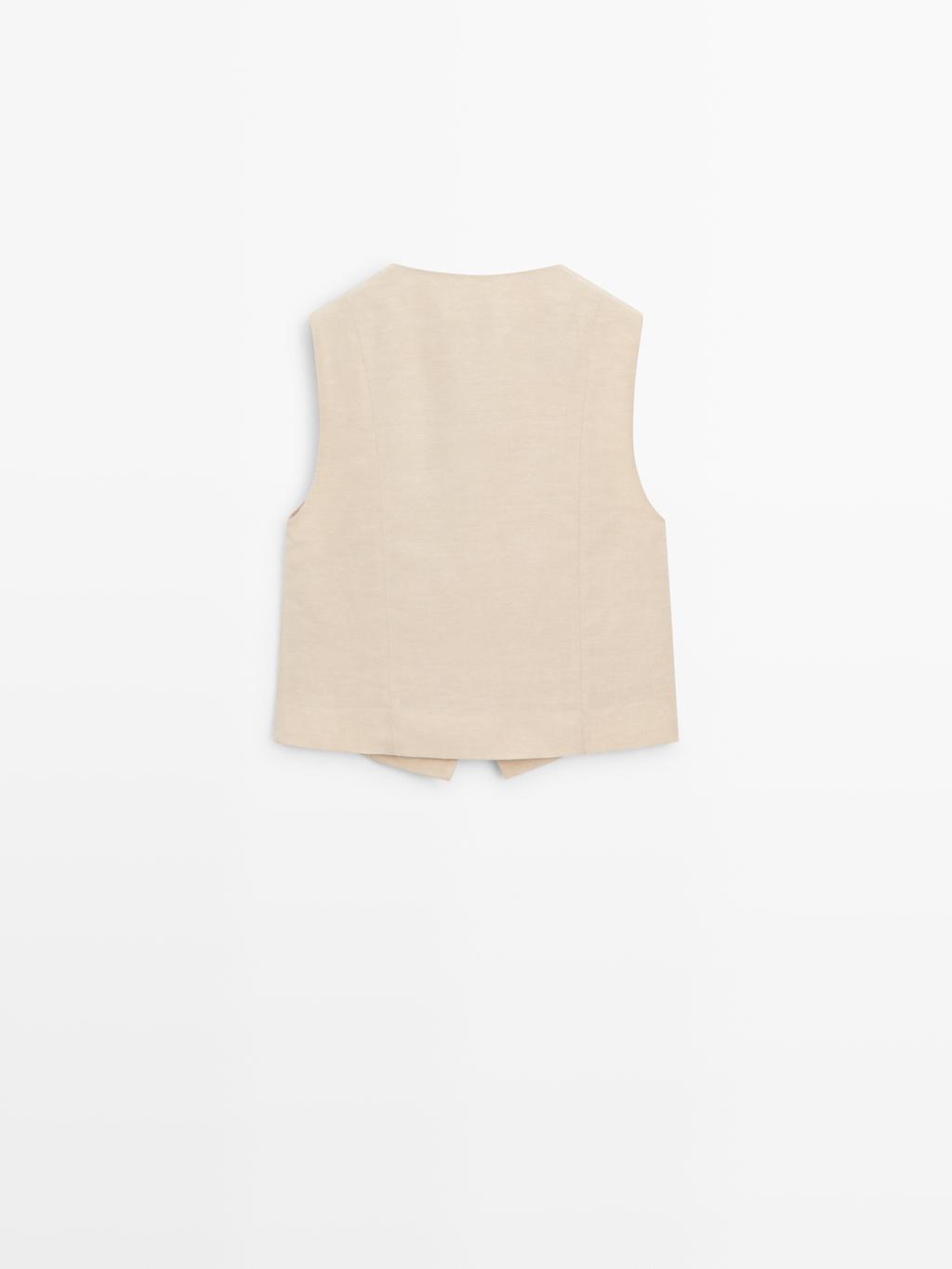Buttoned linen blend waistcoat