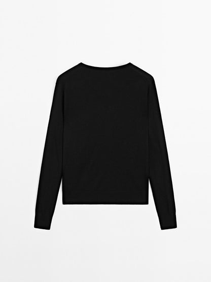 Wool blend V-neck knit sweater