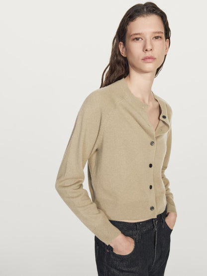 Knit cardigan with raglan sleeves