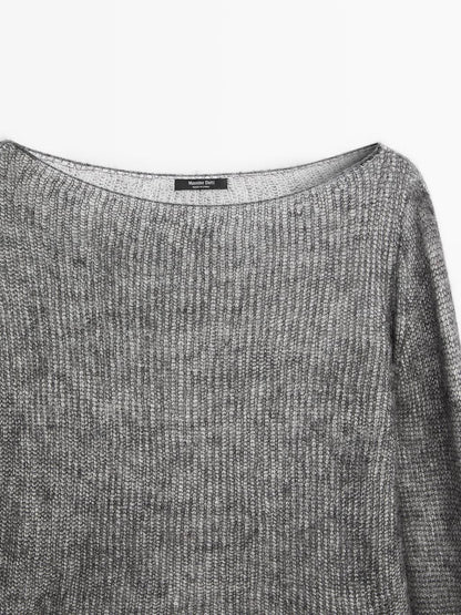 Short knit alpaca and wool sweater
