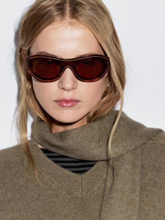 100% wool knit sweater with scarf and pocket