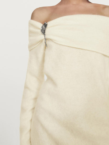 Knit wool and cashmere sweater with exposed shoulders