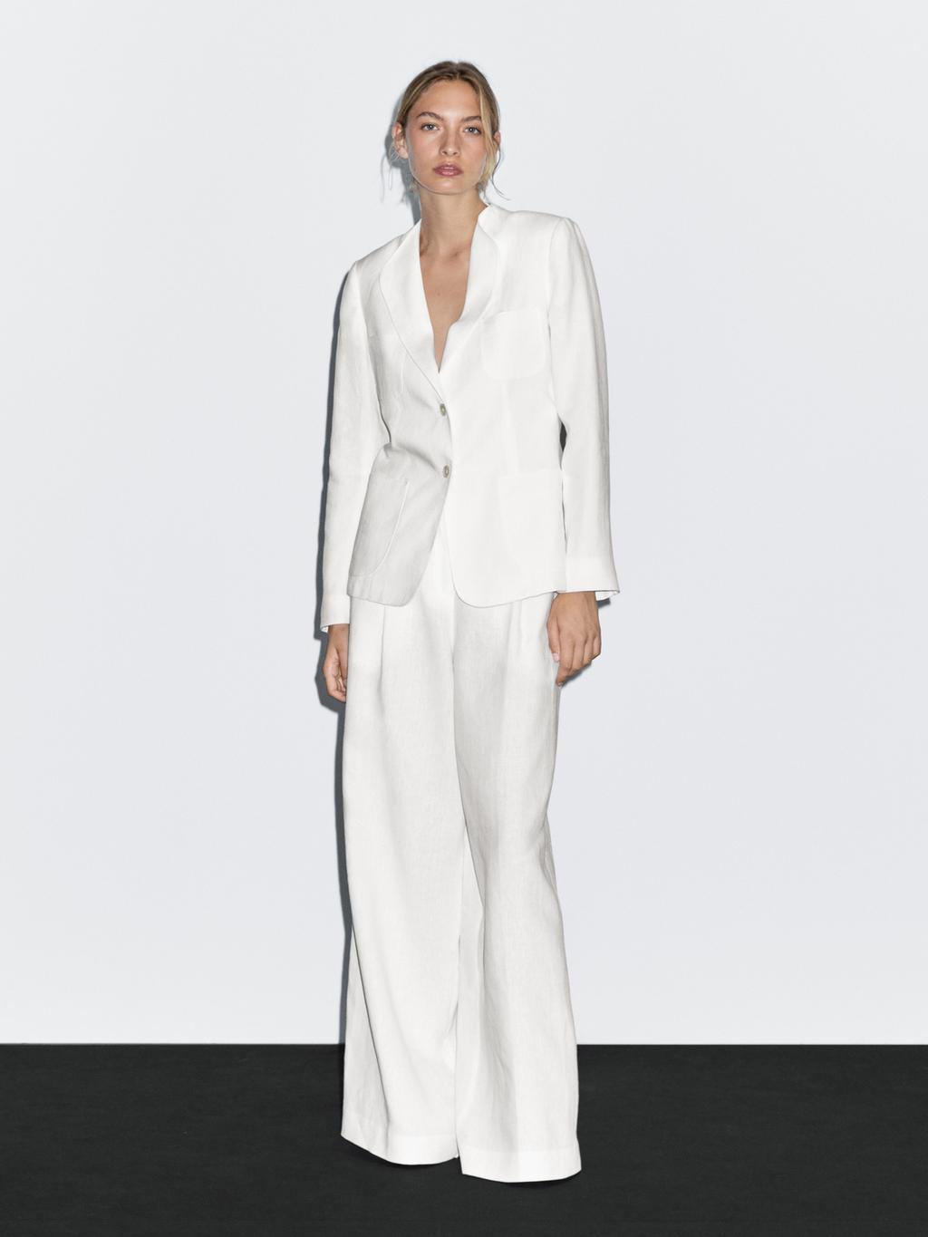 100% linen blazer with lapel detail