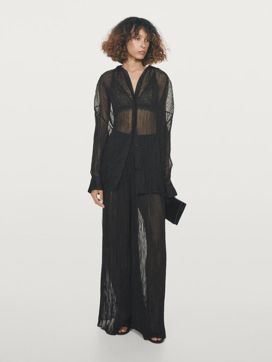 Long pleated loose-fitting shirt